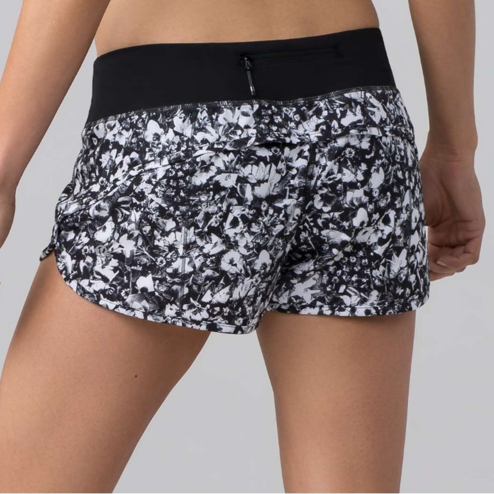 Speed Short 4 way Stretch 2.5" | Mash Up White Black